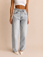 SIGNATURE BELTED BALLOON JEANS